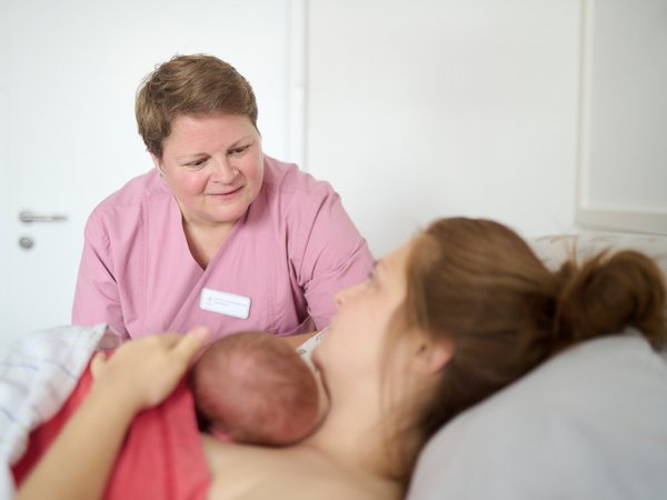 Geburt im Hebammenkreissaal, Hunsrück Klinik Simmern